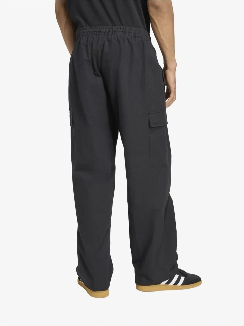 Men’s Adidas Originals Trefoil Essentials Woven Cargo Pants in black